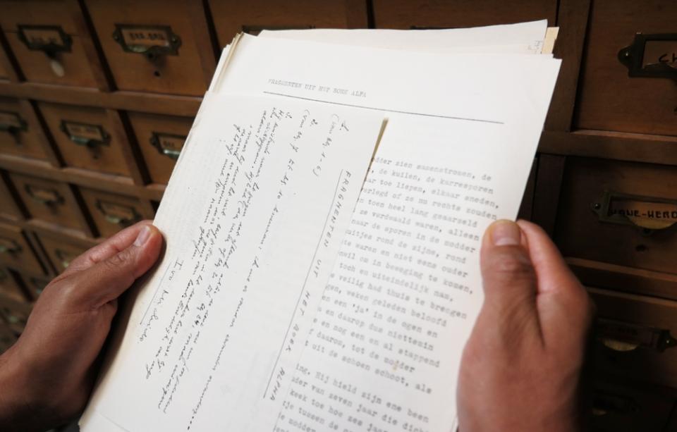 Fragmenten uit Het boek Alfa Fragmenten uit Het boek Alfa