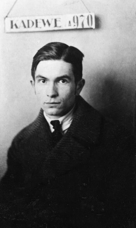 Van Ostaijen foto in KADEWE.