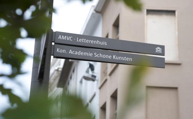 Wegwijzer Letterenhuis